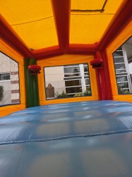 IMG 6675 1747087938 SEASON SAMPLERS BOUNCE HOUSE