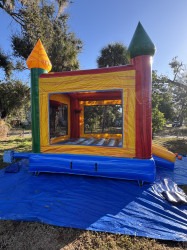 IMG 1073 1769649963 SEASON SAMPLERS BOUNCE HOUSE